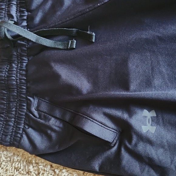 Underarmour black athletic jogger size XS - Picture 2 of 7